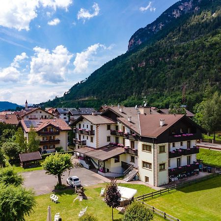 Suan Hotel Ziano Di Fiemme Exterior photo